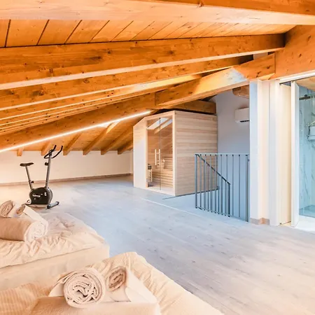 Dei Venti - Tivan By Curtiaffitti Pianello Del Lario