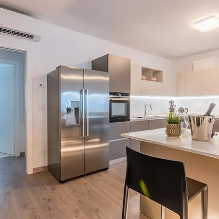 Dei Venti - Tivan By Curtiaffitti Pianello Del Lario