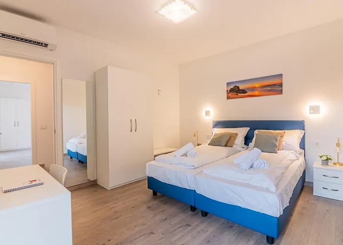 Dei Venti - Tivan By Curtiaffitti * Pianello Del Lario