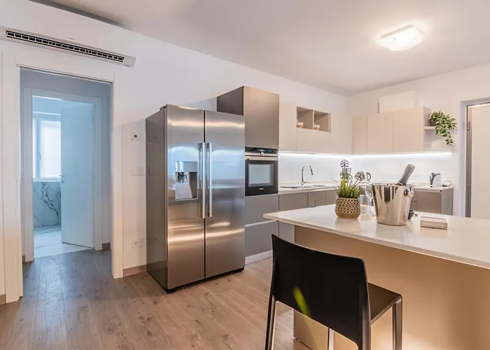 Dei Venti - Tivan By Curtiaffitti Pianello Del Lario